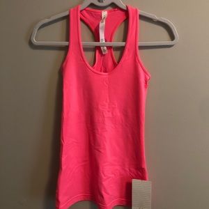 Lululemon Athletica pink racerback tank top✨